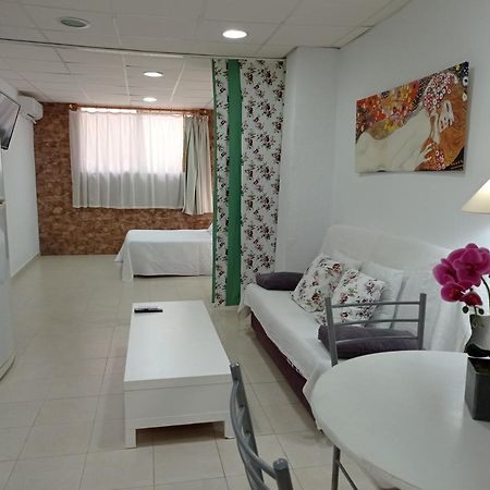 Estudio Centrico En Aguilas Exterior photo