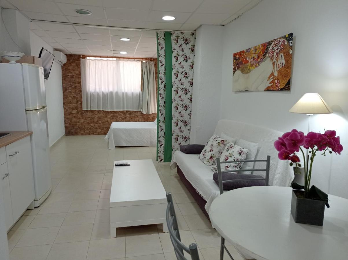 Estudio Centrico En Aguilas Exterior photo